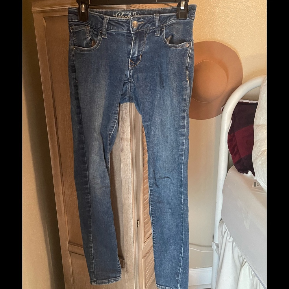 Women’s skinny jeans